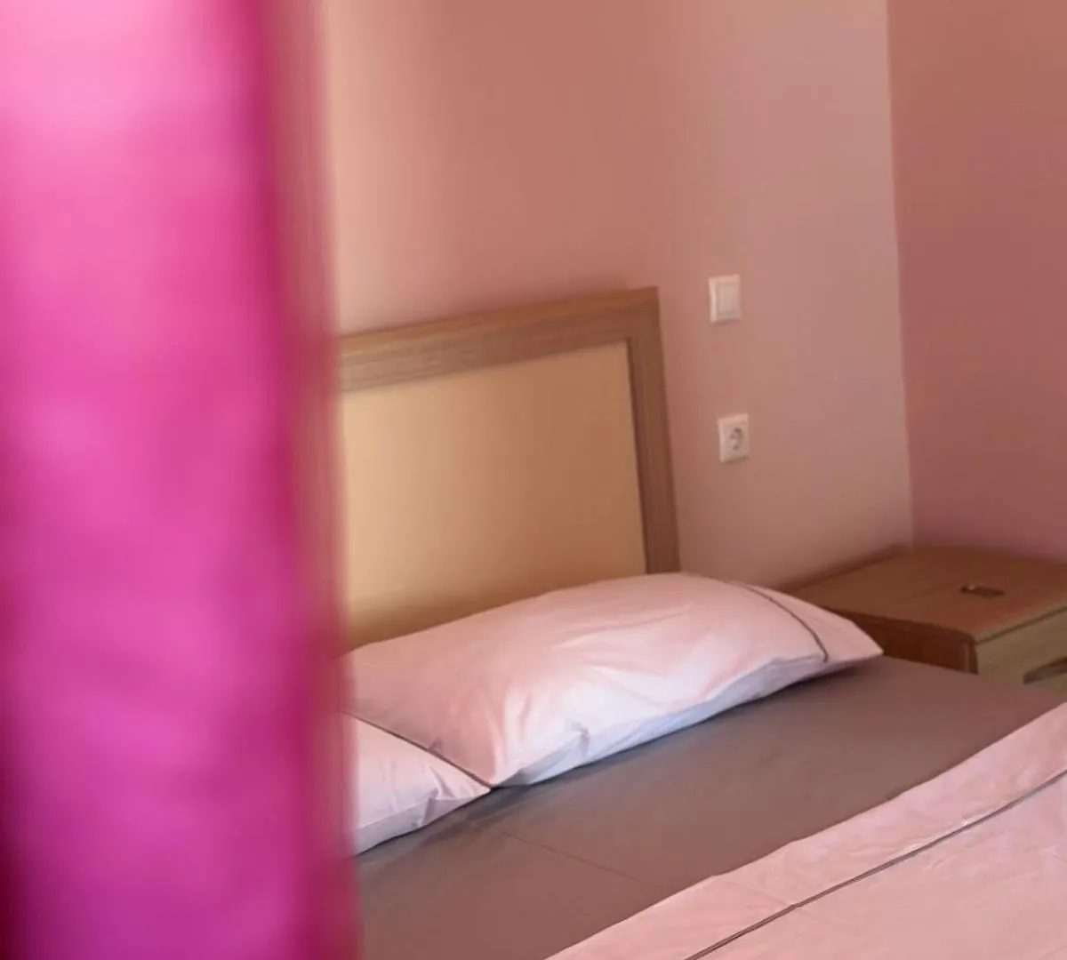 Merlind Apartments Sarande