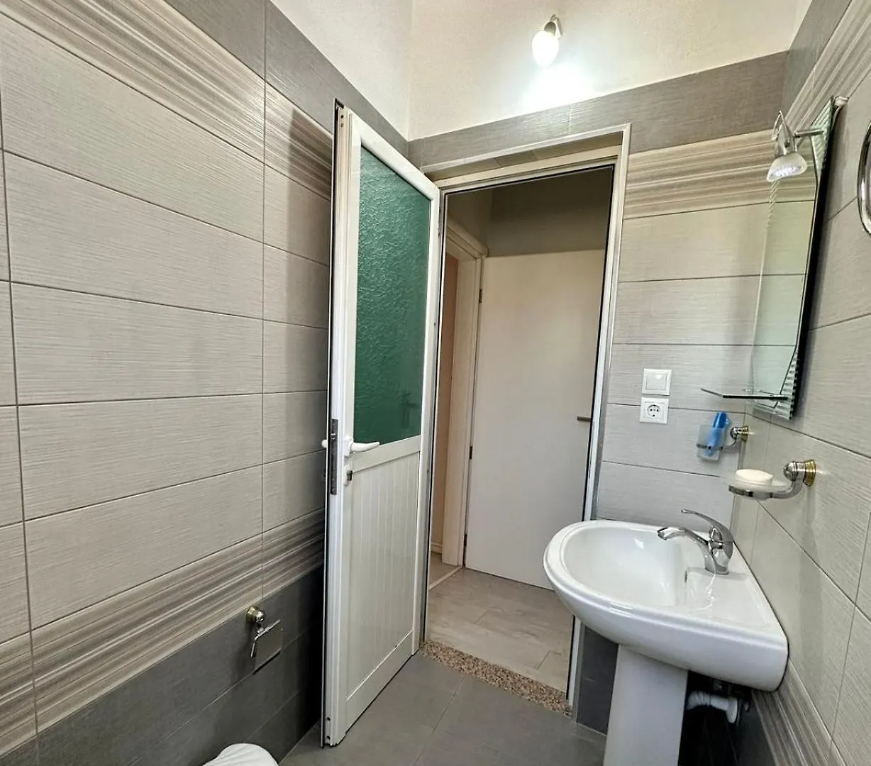 Merlind Apartments Sarande