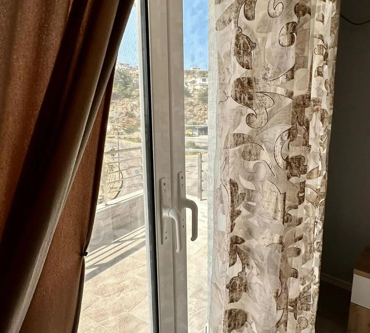Merlind Apartments Sarande