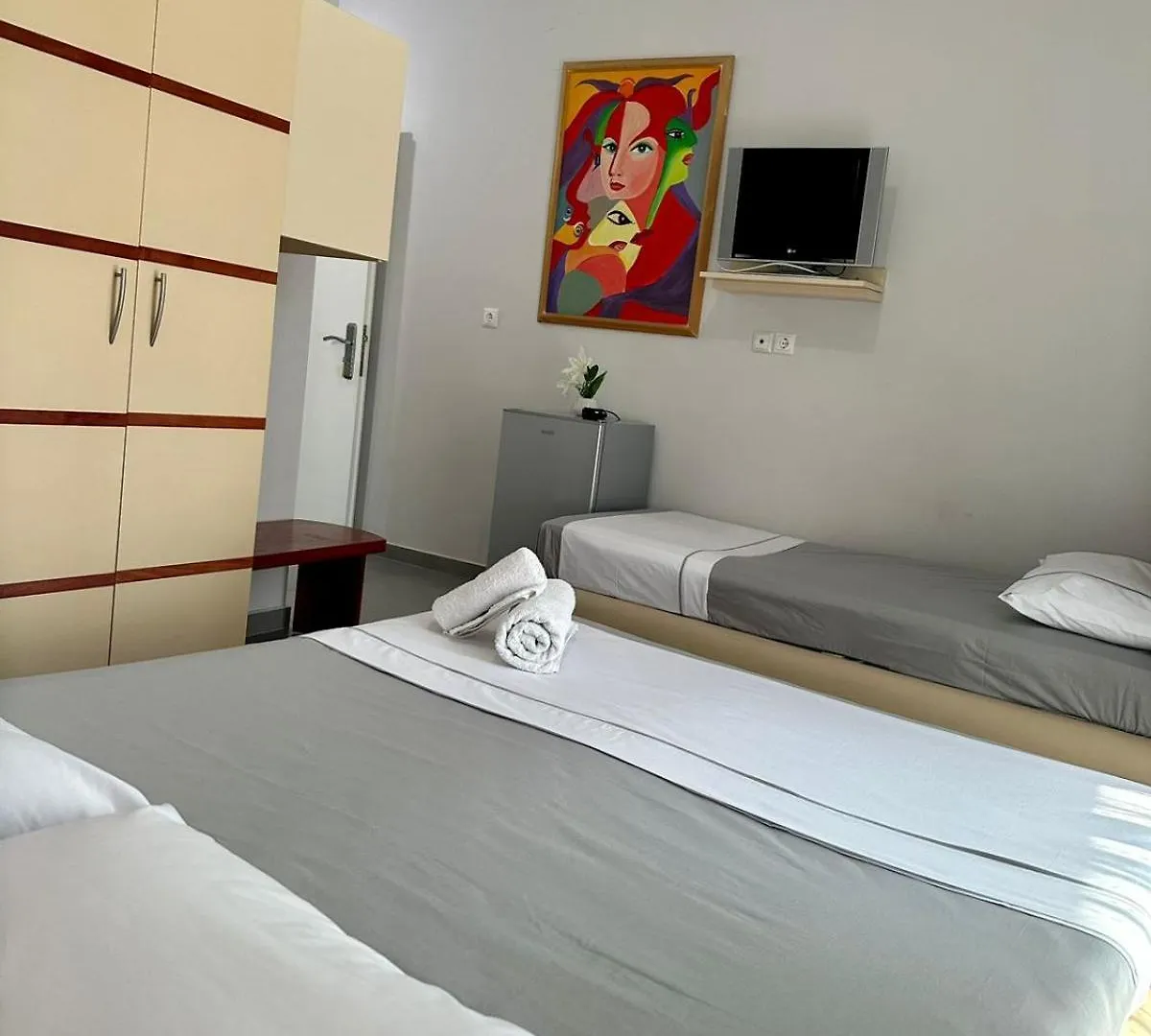 Merlind Apartments Sarande Albania
