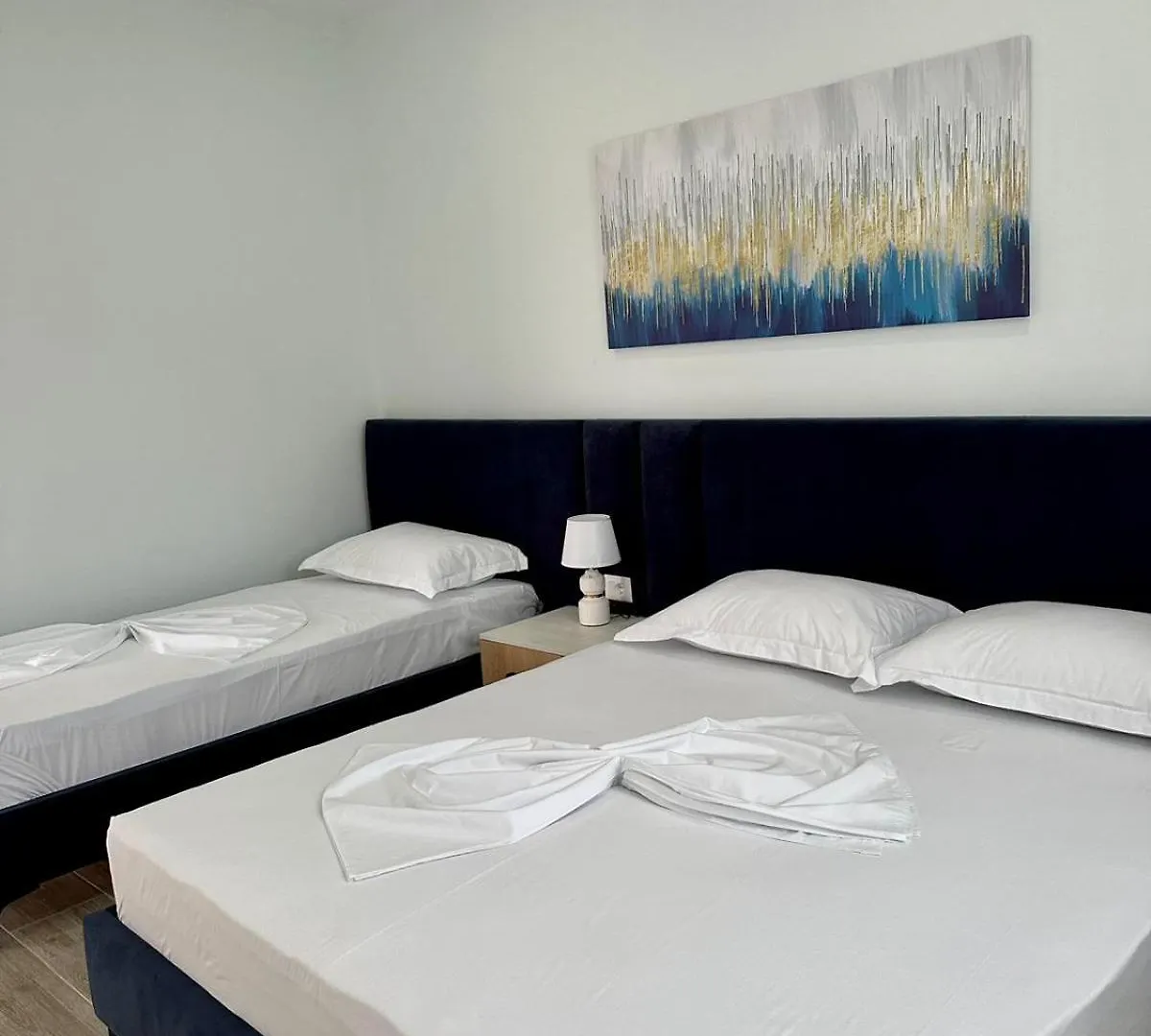 Merlind Apartments Sarande