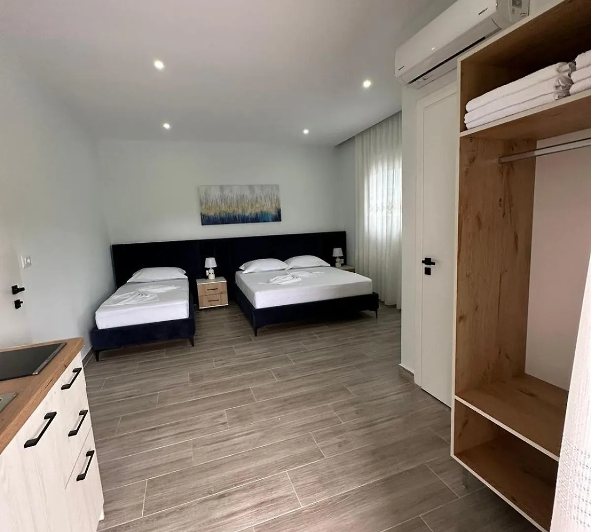 Merlind Apartments Sarande 0*,