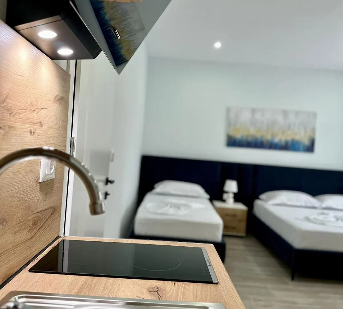 Merlind Apartments Sarande 0*,  Albania