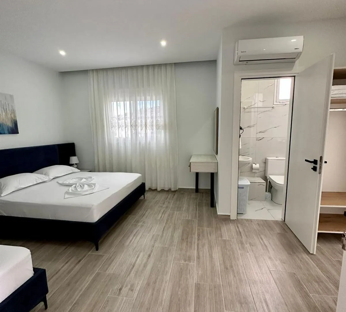 Merlind Apartments Sarande