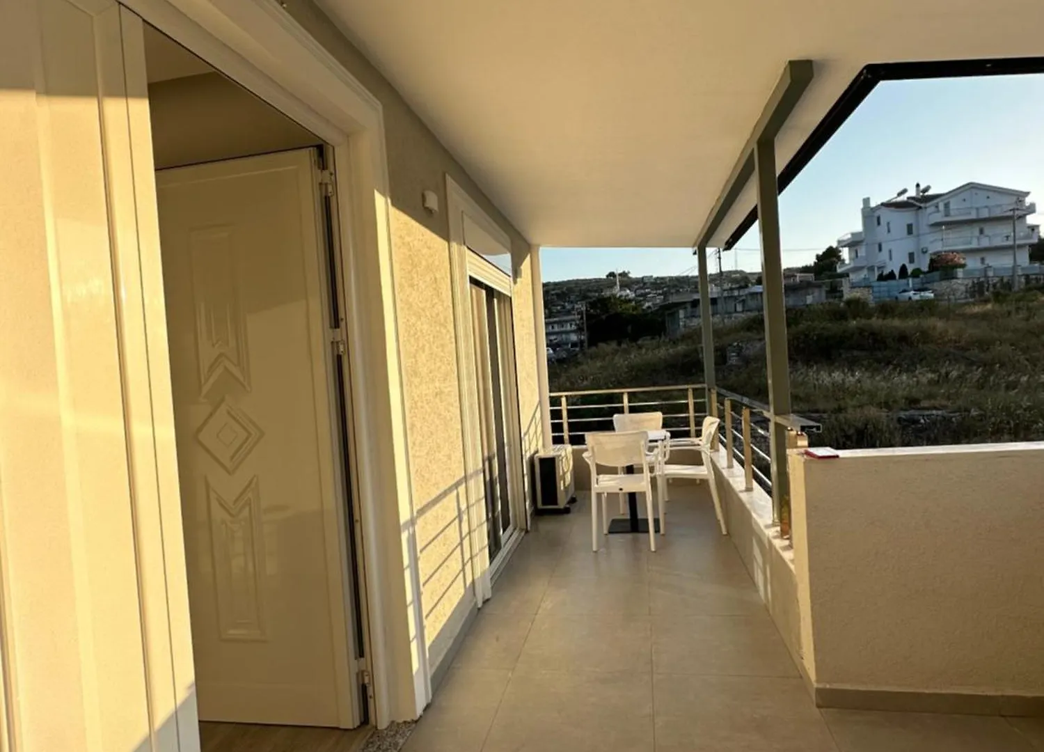Merlind Apartments Sarande